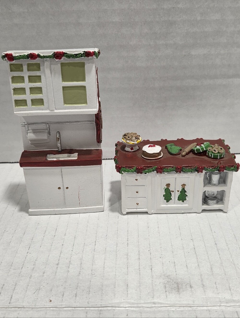 Collections ETC Christmas Kitchen Miniatures Dollhouse Vintage